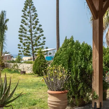 Zenmar Hill Holiday home
